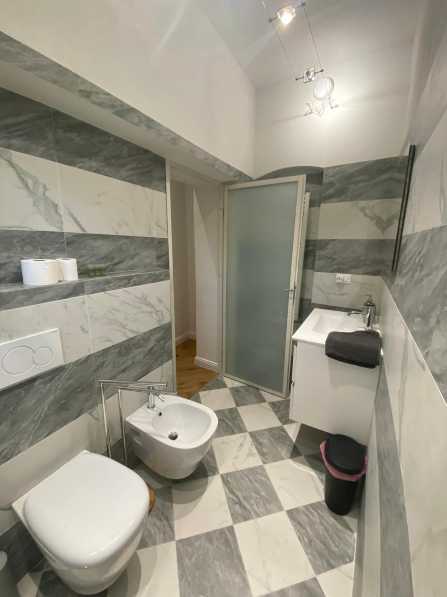 Appartamento Sonnino House *